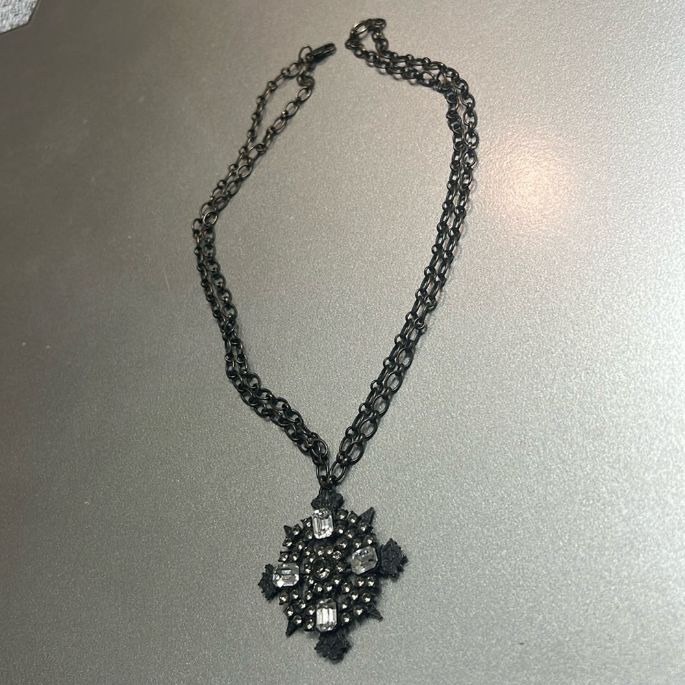 Roxanne Asoulin gorgeous necklace